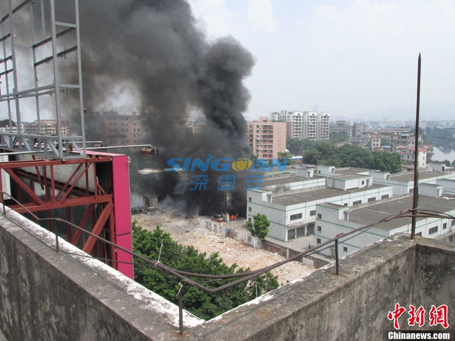 廣州白云一倉(cāng)庫(kù)發(fā)生強(qiáng)烈爆炸,已致4人死亡